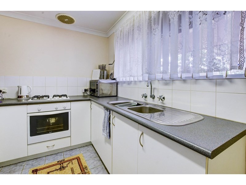 215 Ravenswood Drive, Westminster WA 6061