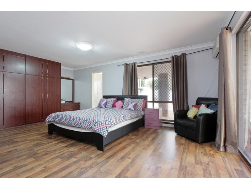 4 Crain Court, Beechboro WA 6063