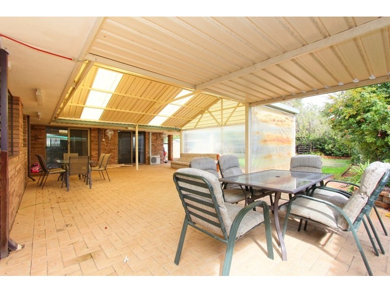 4 Crain Court, Beechboro WA 6063