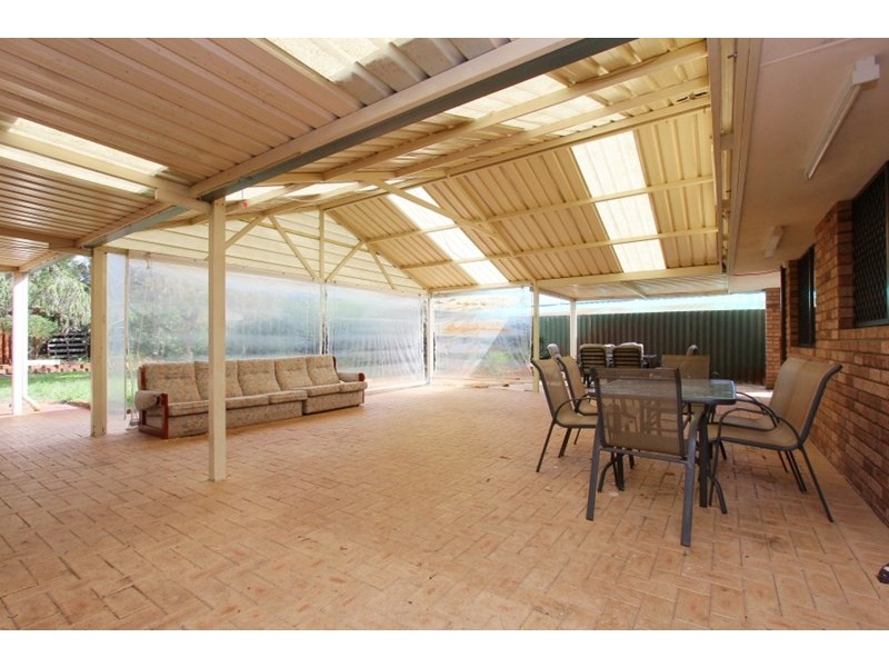 4 Crain Court, Beechboro WA 6063