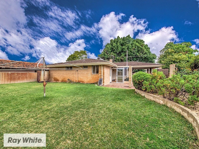 26 Crystal Brook Street, Dianella WA 6059