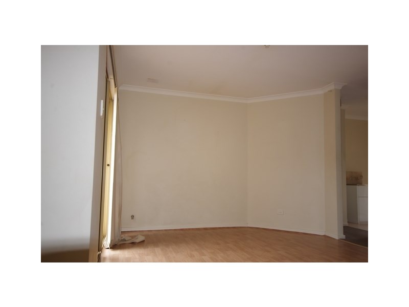 2/46 Railway Parade, Bassendean WA 6054