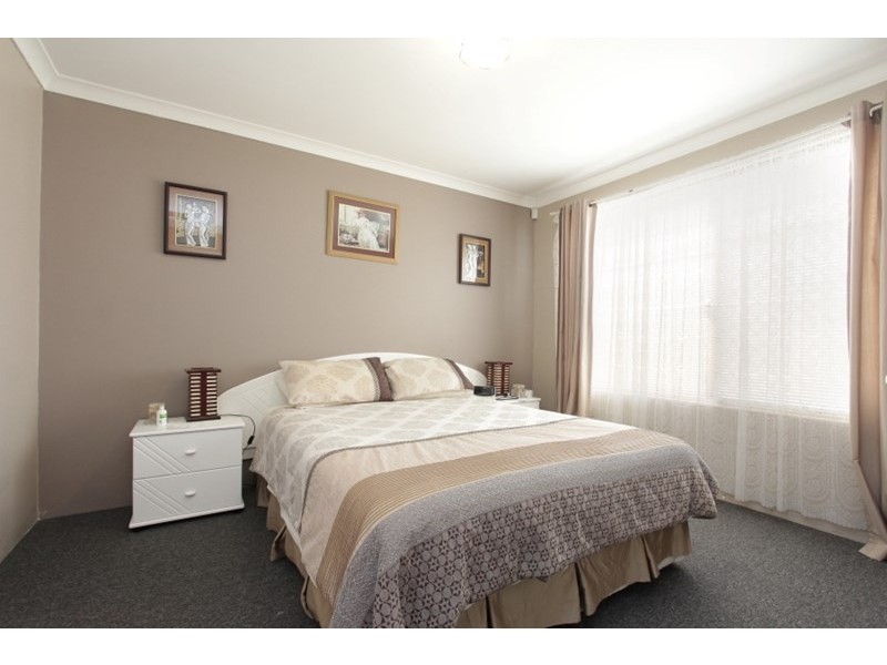 10 Knoll Place, Kiara WA 6054