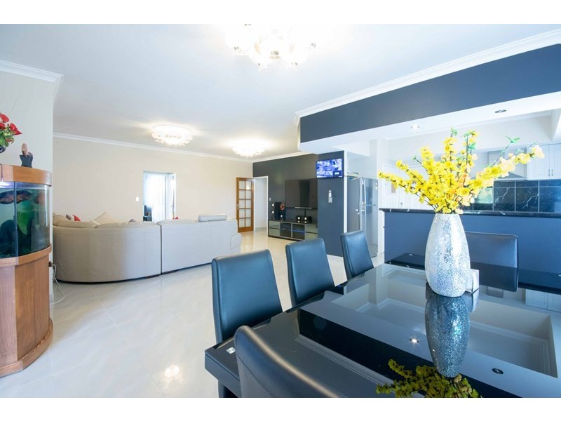 4 Mulberry Lane, Mirrabooka WA 6061