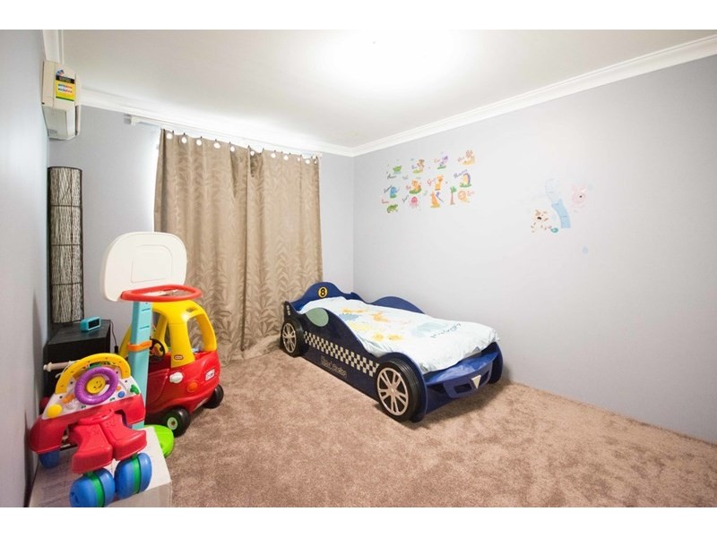 4 Mulberry Lane, Mirrabooka WA 6061