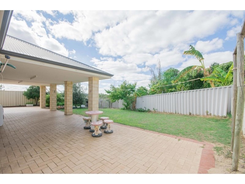 4 Mulberry Lane, Mirrabooka WA 6061