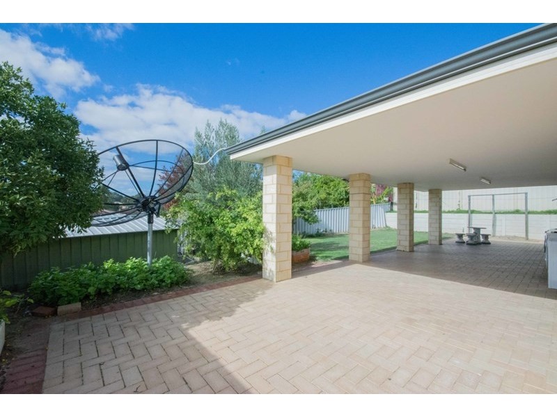 4 Mulberry Lane, Mirrabooka WA 6061