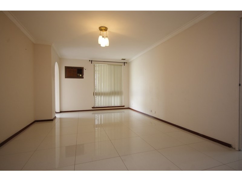 7 Camfield Place, Beechboro WA 6063