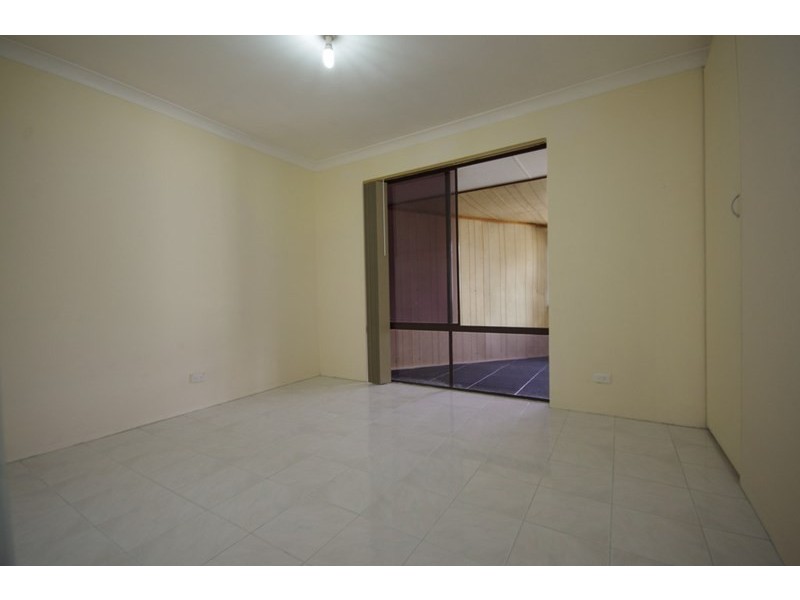 4 Congo Place, Beechboro WA 6063