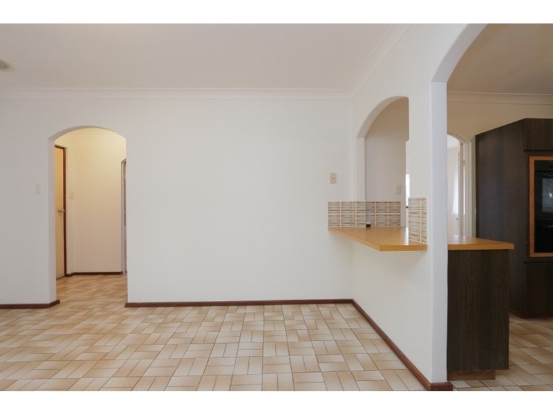 21 Faulkner Way, Eden Hill WA 6054