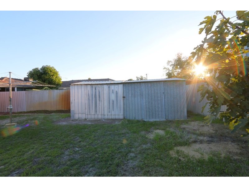 21 Faulkner Way, Eden Hill WA 6054