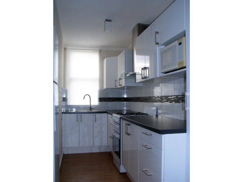 2/38 Waterloo Crescent, East Perth WA 6004