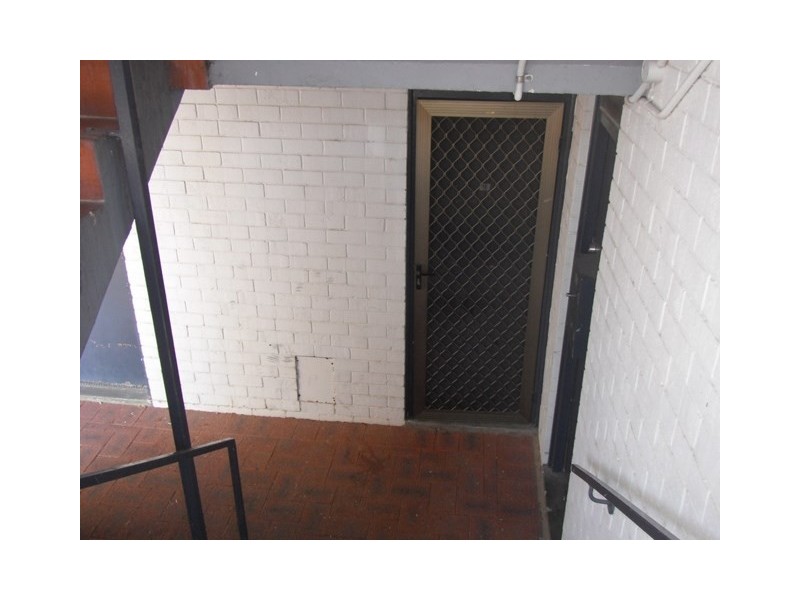 2/38 Waterloo Crescent, East Perth WA 6004