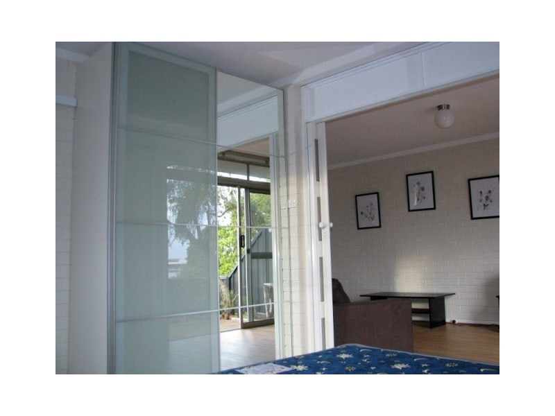 2/38 Waterloo Crescent, East Perth WA 6004