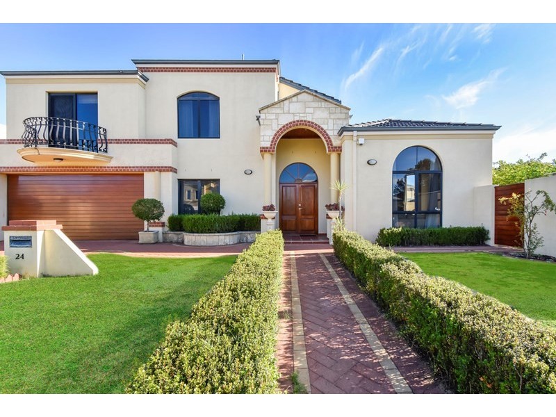 24 Macaulay Crescent, Inglewood WA 6052