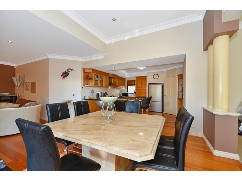 24 Macaulay Crescent, Inglewood WA 6052