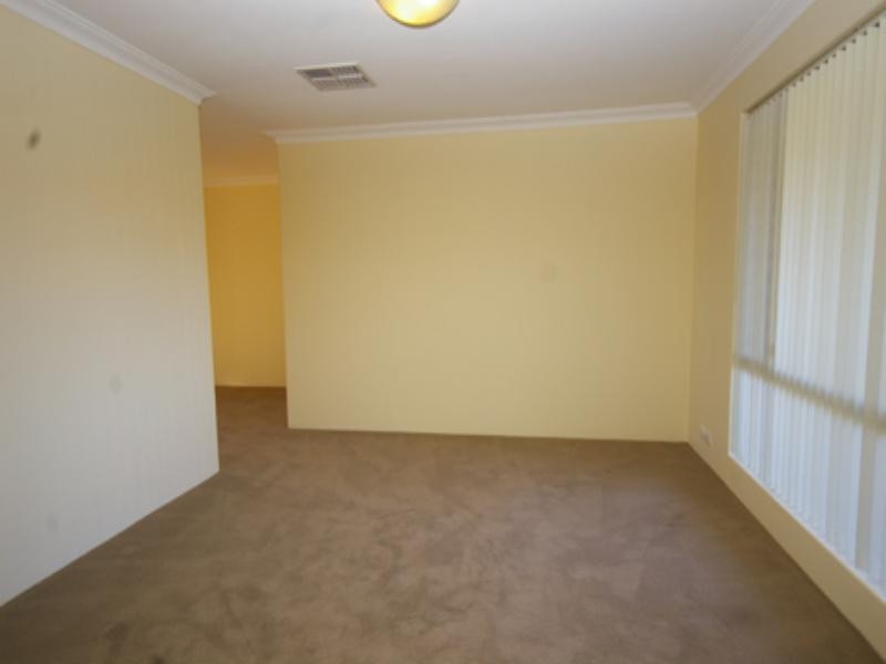 8B Tamarisk Court, Dianella WA 6059