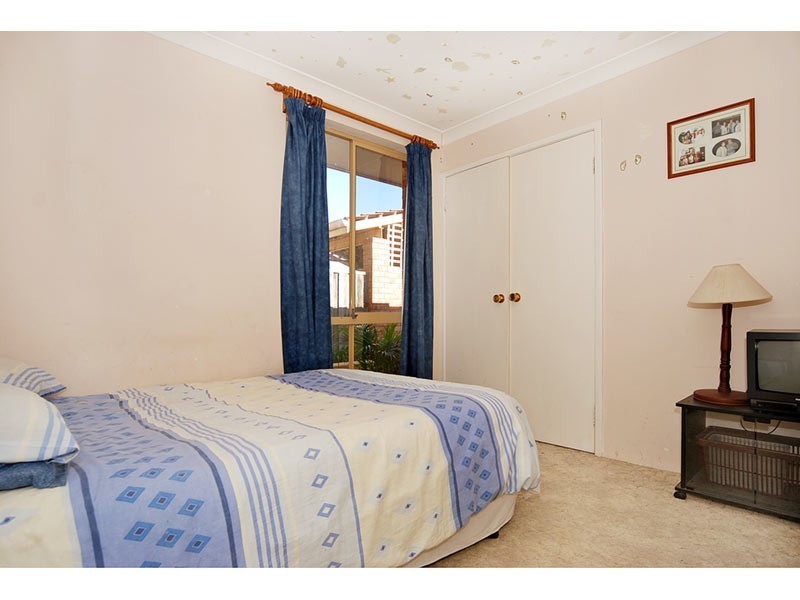 8 Giles Place, Mirrabooka WA 6061