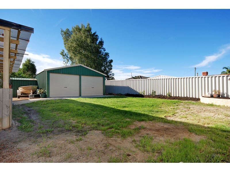 8 Giles Place, Mirrabooka WA 6061