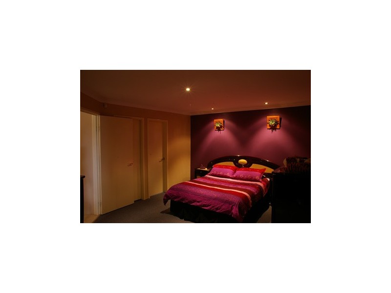 18 Kinta Way, Tapping WA 6065