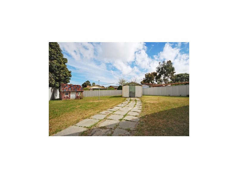 23 Almurta Street, Nollamara WA 6061