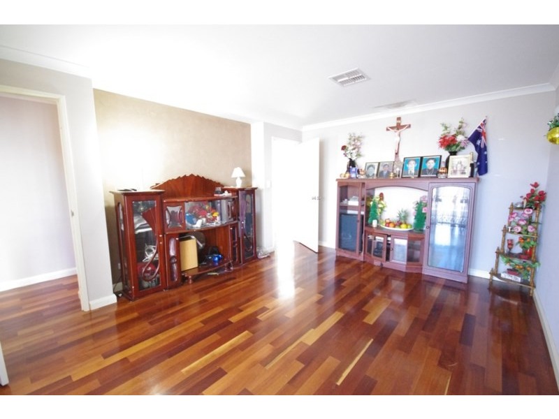 11 Rosemary Avenue, Darch WA 6065