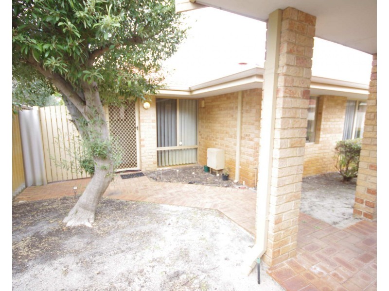 3/6 Barr Street, Dianella WA 6059