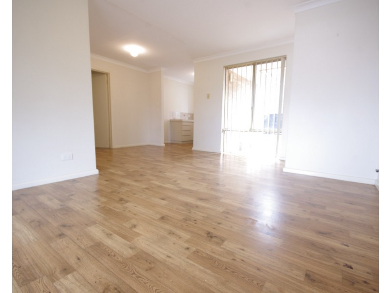 3/6 Barr Street, Dianella WA 6059