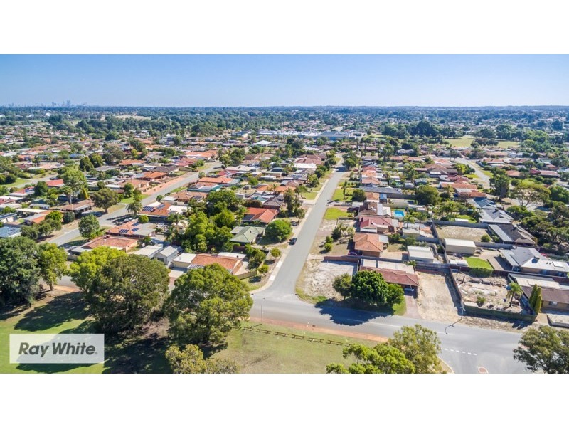 2 Gillam Way, Beechboro WA 6063