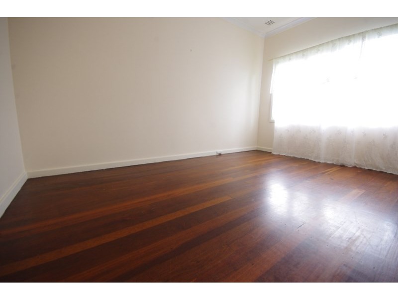 16 Selhurst Way, Balga WA 6061