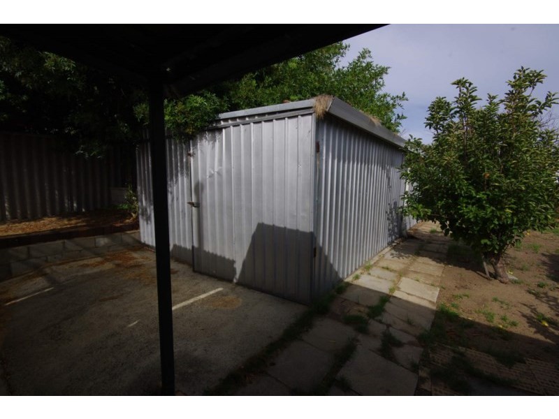 16 Selhurst Way, Balga WA 6061