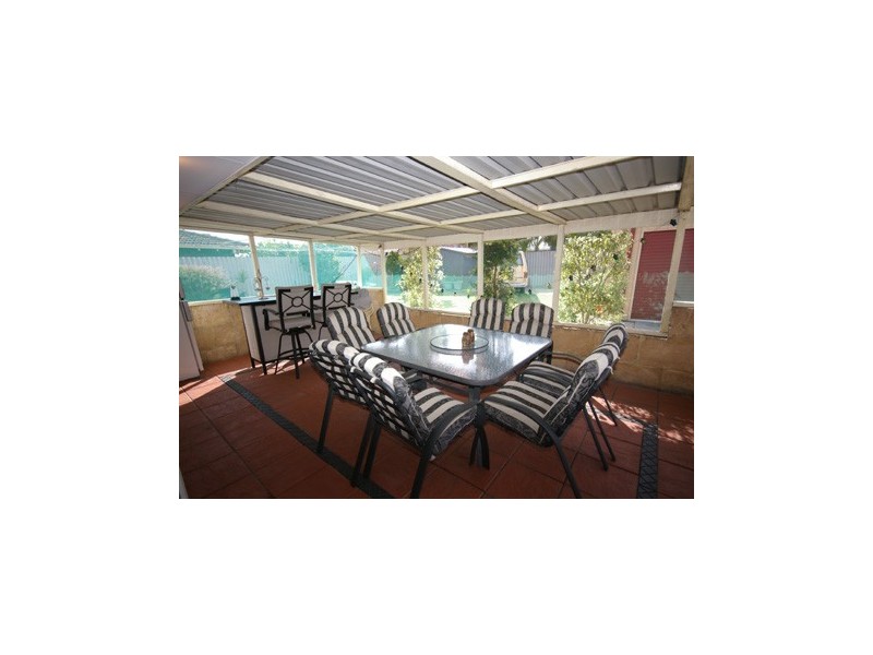 4 Kingfisher Place, Stirling WA 6021