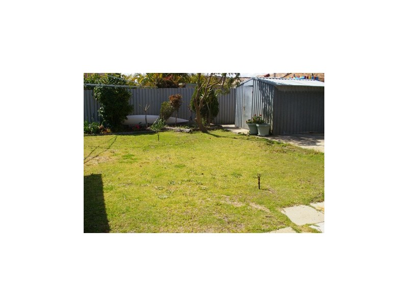 4 Kingfisher Place, Stirling WA 6021