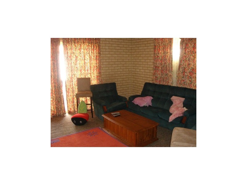 5 Flamingo Trial, Ballajura WA 6066