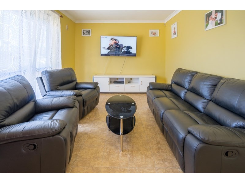 2 Tench Place, Mirrabooka WA 6061