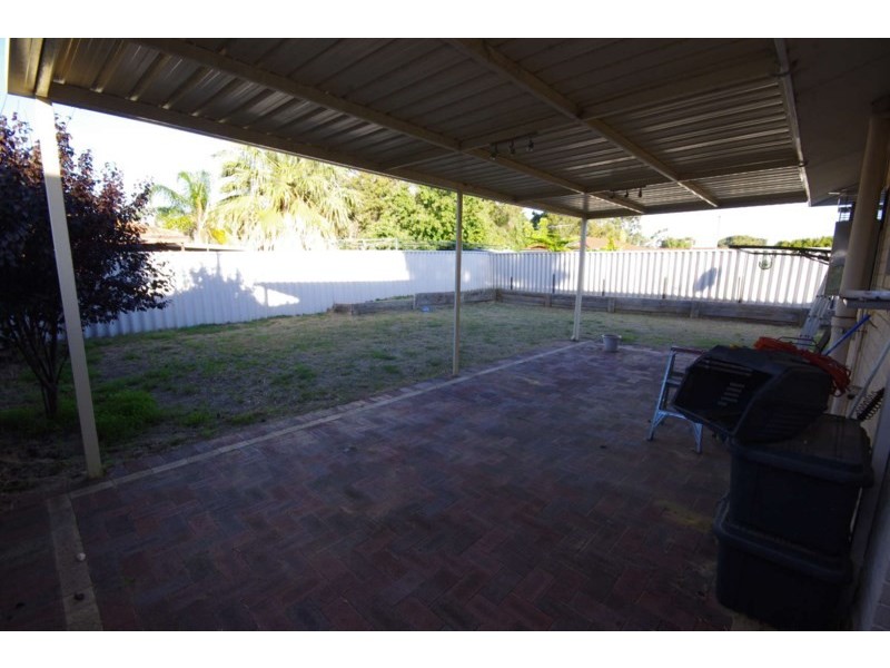 51B Connell Way, Girrawheen WA 6064