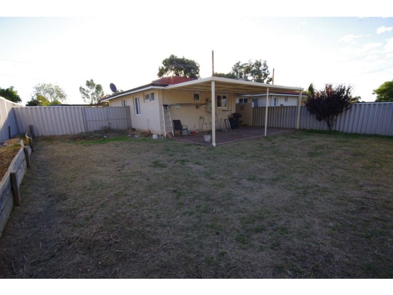 51B Connell Way, Girrawheen WA 6064