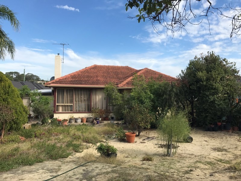 26 Findon Crescent, Westminster WA 6061