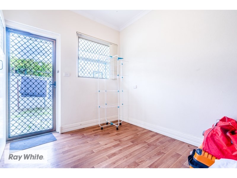 5 Wolya Way, Westminster WA 6061