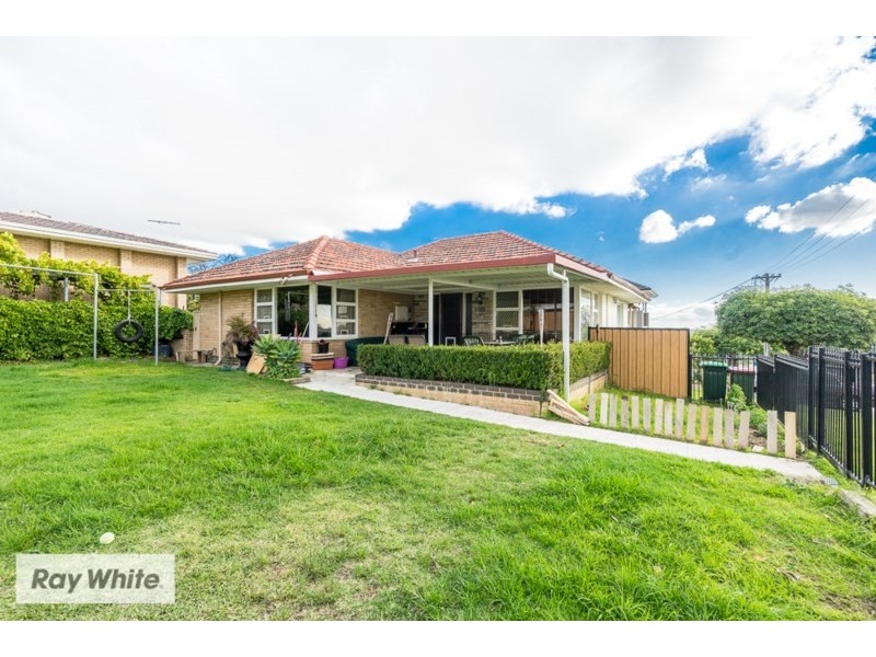 5 Wolya Way, Westminster WA 6061