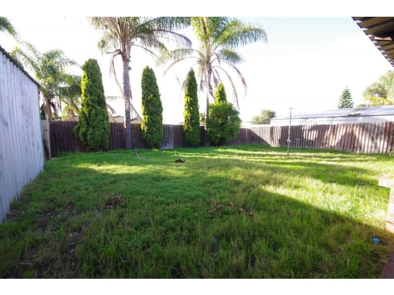 8 Crucis Close, Mirrabooka WA 6061
