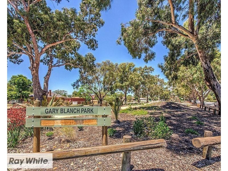 31 Pearson Street, Bayswater WA 6053