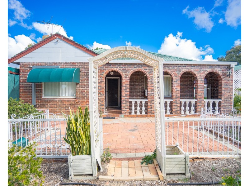 31 Pearson Street, Bayswater WA 6053