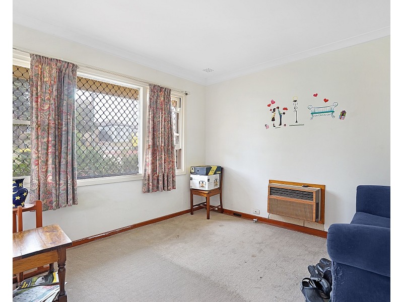 22 Barrows Way, Balga WA 6061