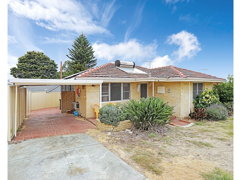 22 Barrows Way, Balga WA 6061