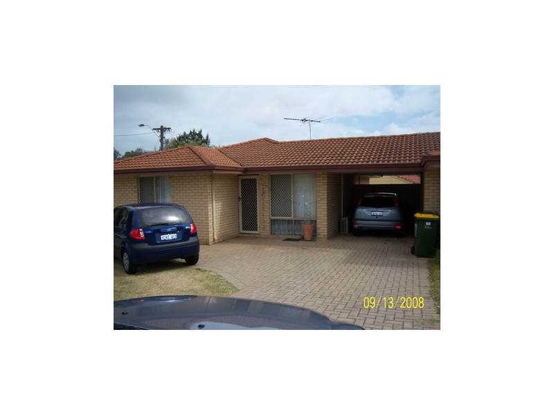 1/95 Giralt Road, Marangaroo WA 6064