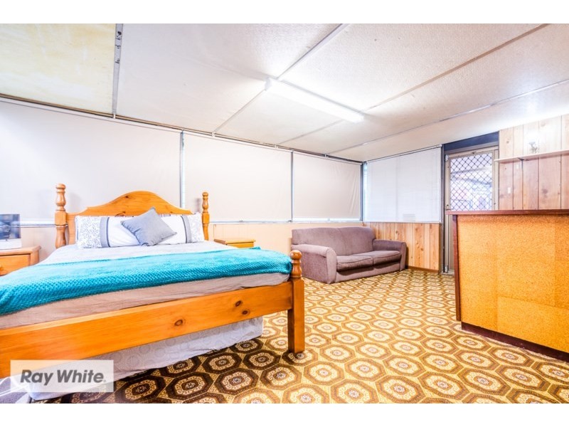 18 Denston Way, Girrawheen WA 6064