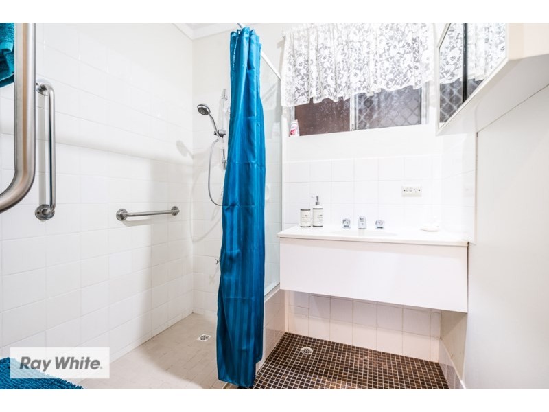 18 Denston Way, Girrawheen WA 6064