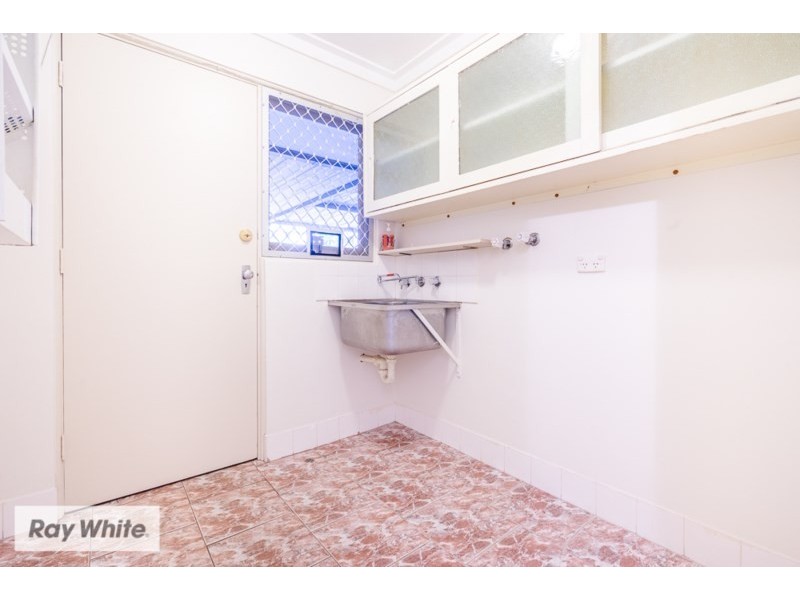 18 Denston Way, Girrawheen WA 6064