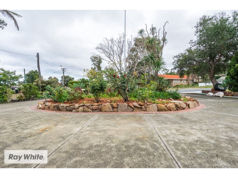 18 Denston Way, Girrawheen WA 6064